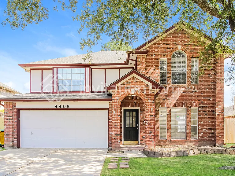 4409 Spoonbill Dr — Photo 1
