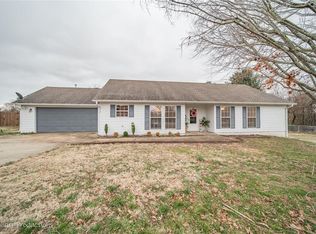 2923 Brandy Ln, Springdale, AR 72762
