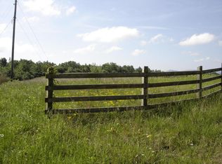 2766 Ridge Rd, Robbins, TN 37852