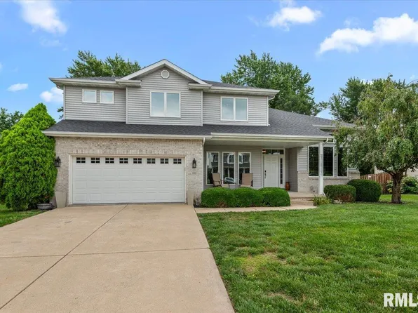 336 Winter Park Dr, Chatham, IL 62629