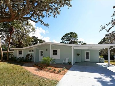 3252 Mayflower St, Sarasota, FL, 34231