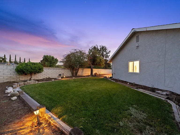 3066 Apache Cir — Photo 10