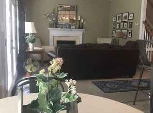 303 Forest View Ln, Smithfield, VA 23430