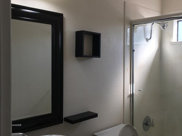 121 Oak Ct, Hercules, CA 94547