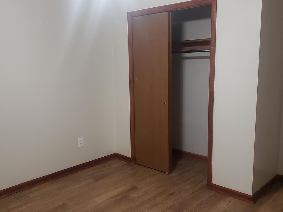 Bedroom 1 closet