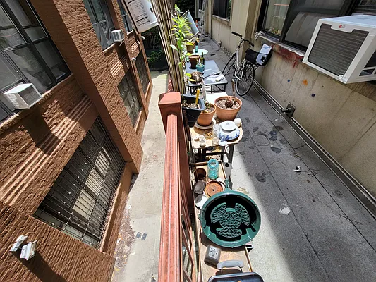 Rented by Garden Management | media 62