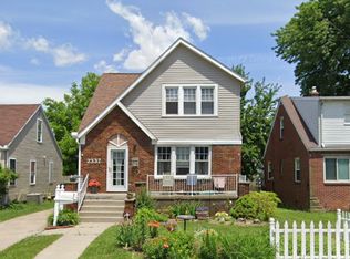 2337 Burnside Ave, Oregon, OH 43616