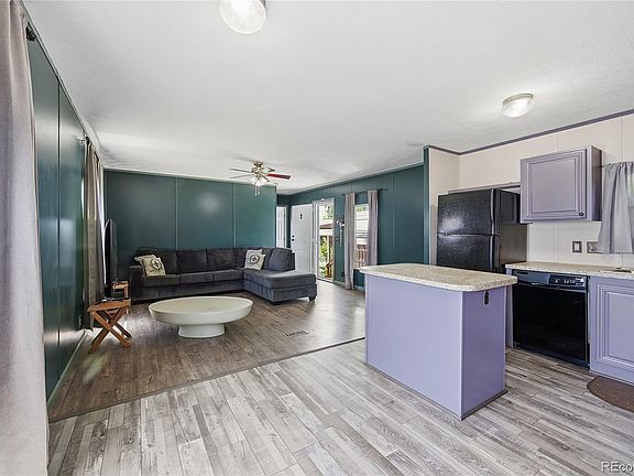 5th image of 4105 N Garfield Ave Unit 52