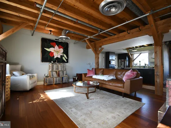 26 E Lancaster Ave #R3, Downingtown, PA 19335