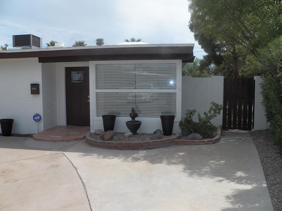 Warm and Welcome: Front Entry