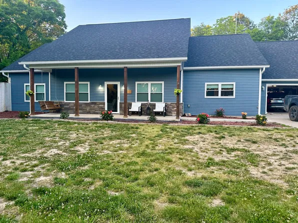 25870 Hettick Scottville Rd, Hettick, IL 62649