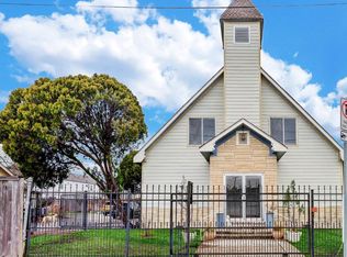5102 Center St, Houston, TX 77007