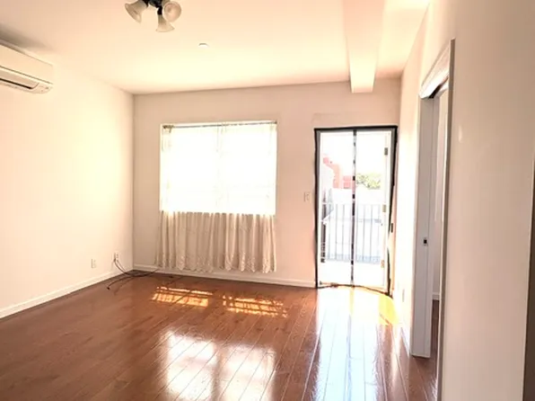 (undisclosed Address), Corona, NY 11368