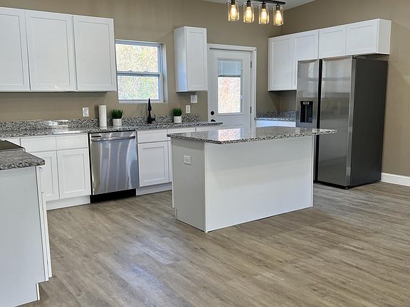 3rd image of 7012 Remagen Ln