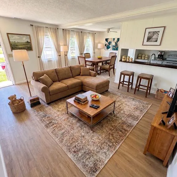 620 Briar Mnr — Photo 4