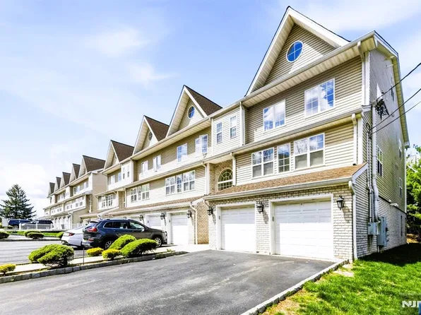 30 Mountain Ave, Paterson, NJ 07501