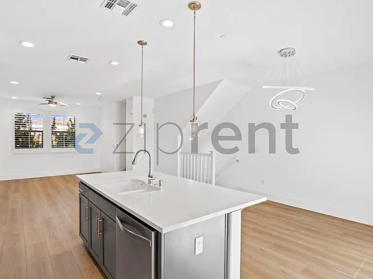 1311 S Milpitas Blvd — Photo 18