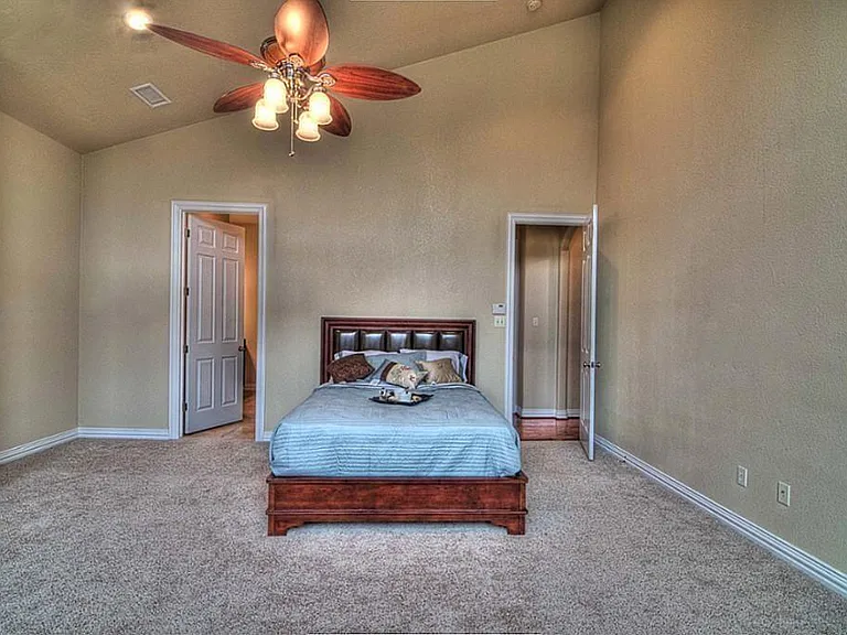 3505 Jackson St — Photo 19