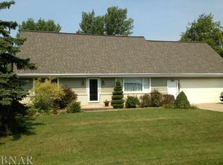 118 Boulder Dr, Gridley, IL 61744