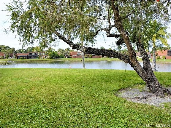 5th image of 11885 SW 12th Pl #162