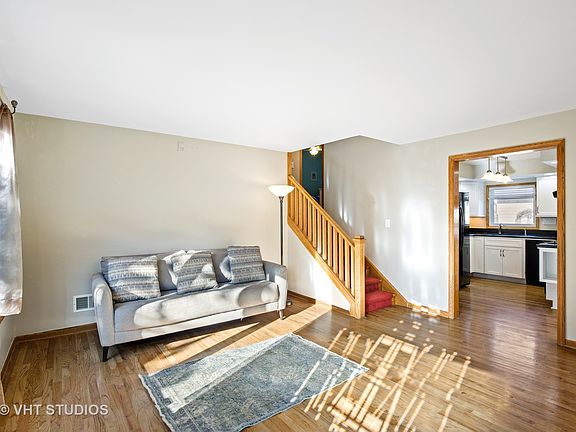 5th image of 926 Hannah Ave