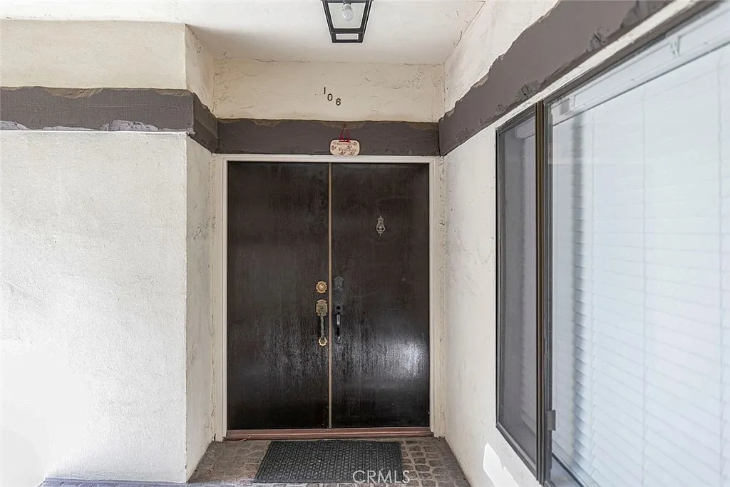 2 bed, 1215 sqft, $3,700 — Photo 4