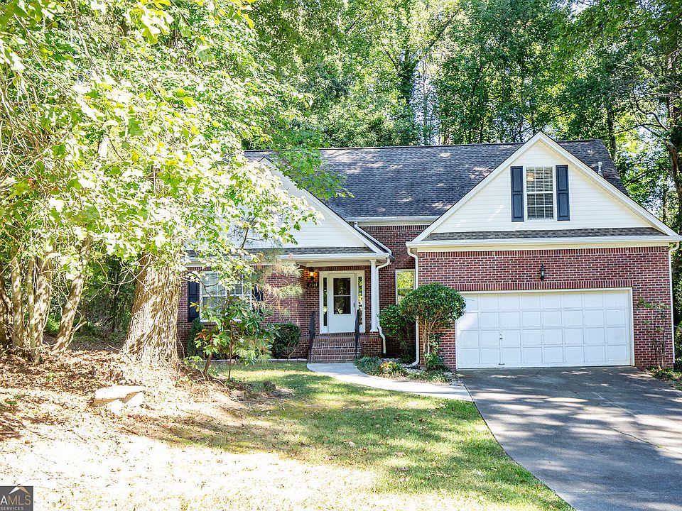 1st image of 2584 Rockwood Way SW