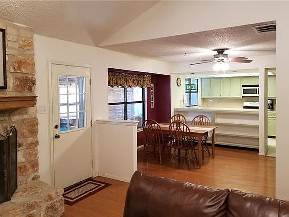 4th image of 503 Creekbend Dr