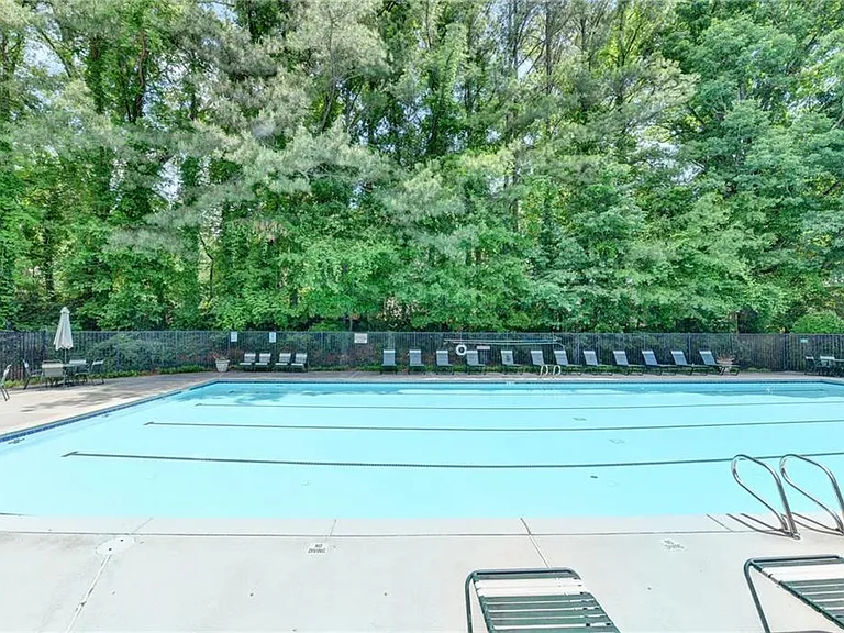 3380 McClure Woods Dr — Photo 49