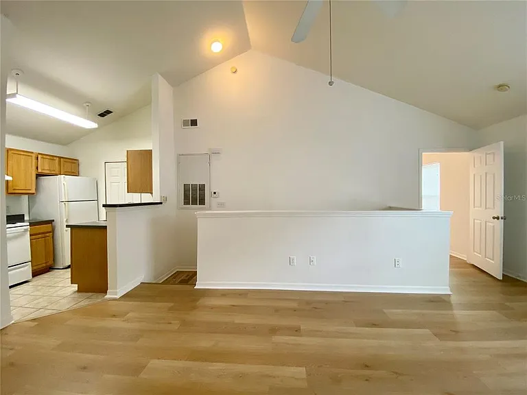 3364 Westchester Square Blvd #205 — Photo 8