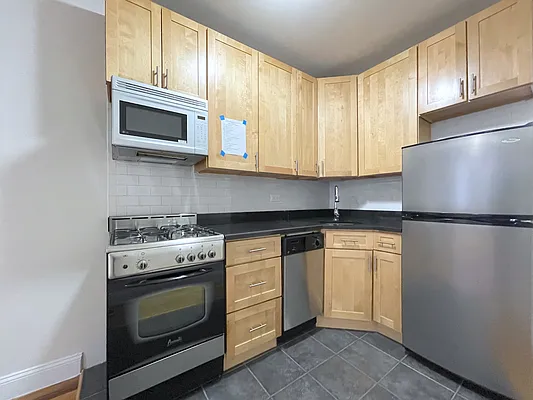 Rented by Compass | media 4