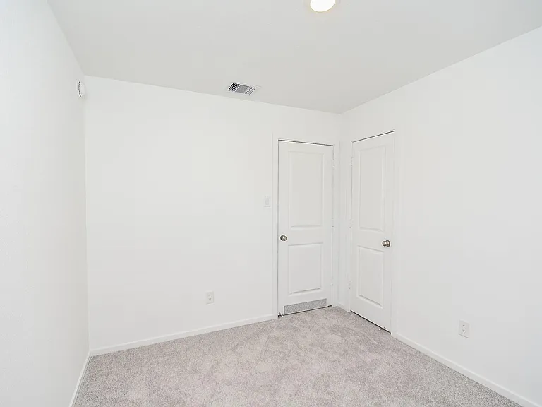 21430 Carosella Dr — Photo 20