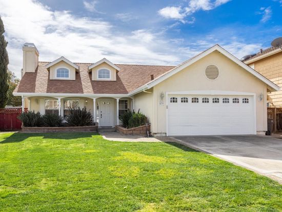 879 Canterbury St, Salinas, CA 93906