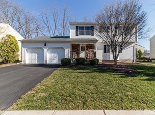 17 Oaktree Rd, Monmouth Junction, NJ 08852