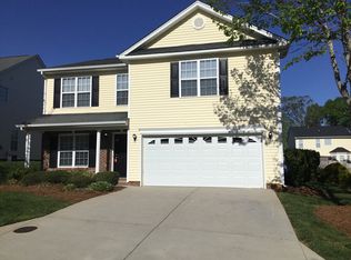917 Peachtree Meadows Cir, Kernersville, NC 27284