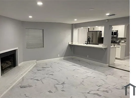 9041 Arndale Cir — Photo 24