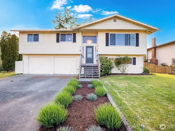 587 NW Fairhaven Drive, Oak Harbor, WA 98277