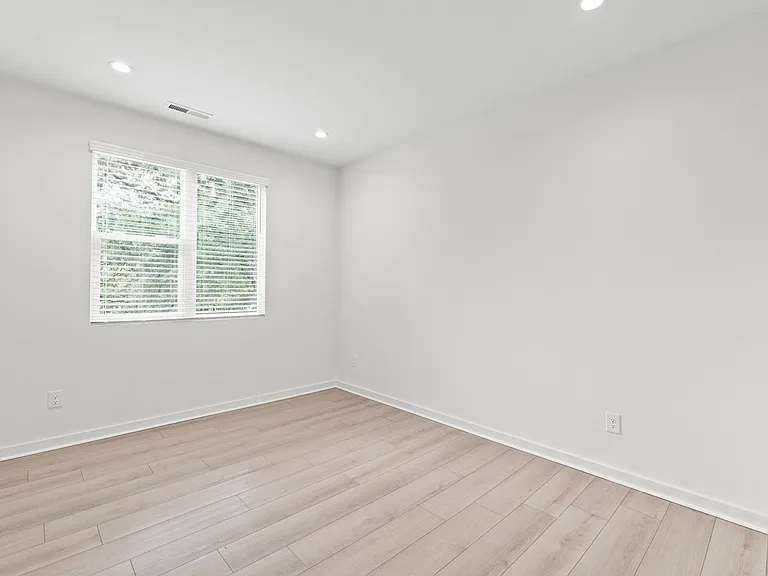 1408 Anderson St #C — Photo 31