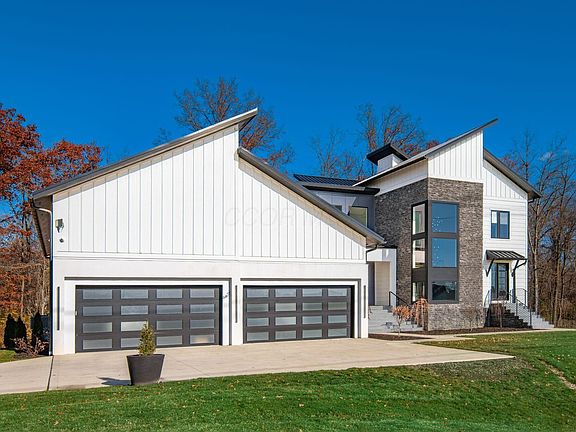 3rd image of 6427 Longview Dr