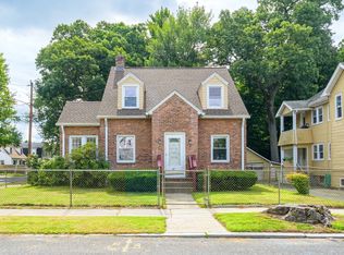 51 David St, Springfield, MA 01104