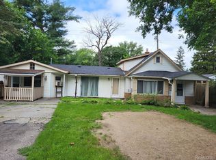 12084 Schultz St, Romulus, MI 48174