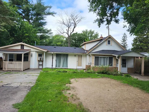 12084 Schultz St, Romulus, MI 48174