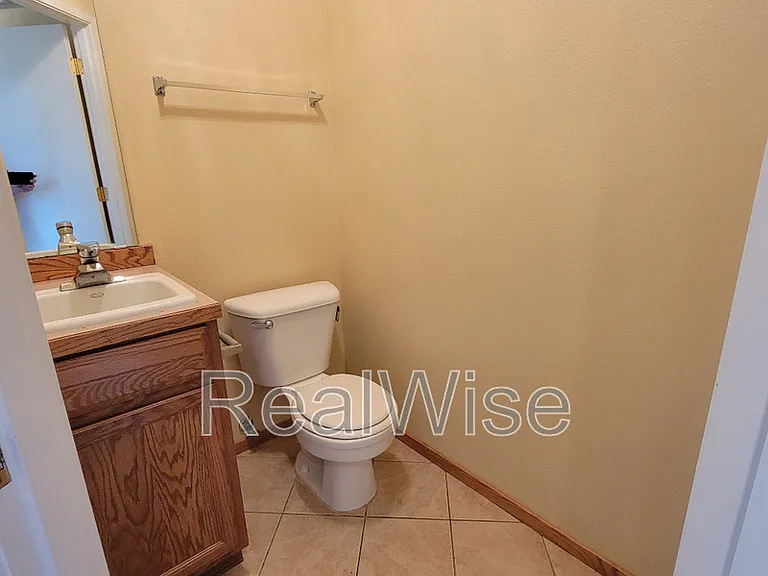 1952 NE Zachary Ct #4 — Photo 6