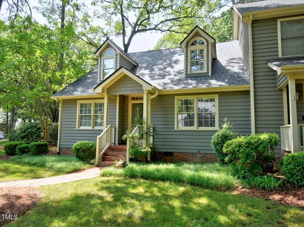 119 Long Shadow Ln, Cary, NC 27518