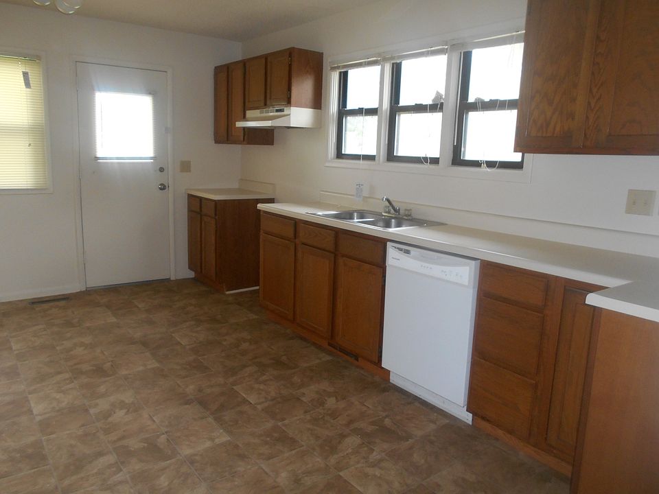 2nd image of 6724 SW Fieldwood Dr