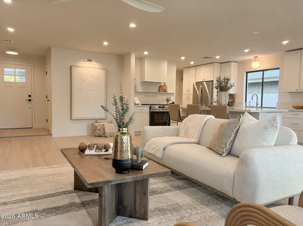 2741 E SYLVIA Street, Phoenix, AZ 85032