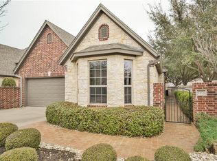 725 N Avalon Ct, Granbury, TX 76048