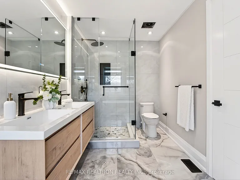 792 Midland Ave — Photo 31