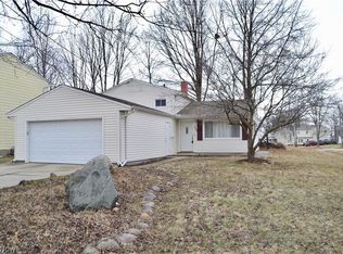 559 Glenwood Dr, Painesville, OH 44077