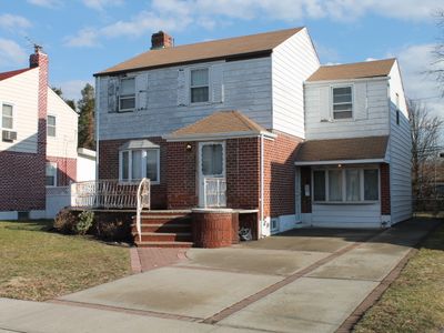 197 Emily Ave, Elmont, NY, 11003